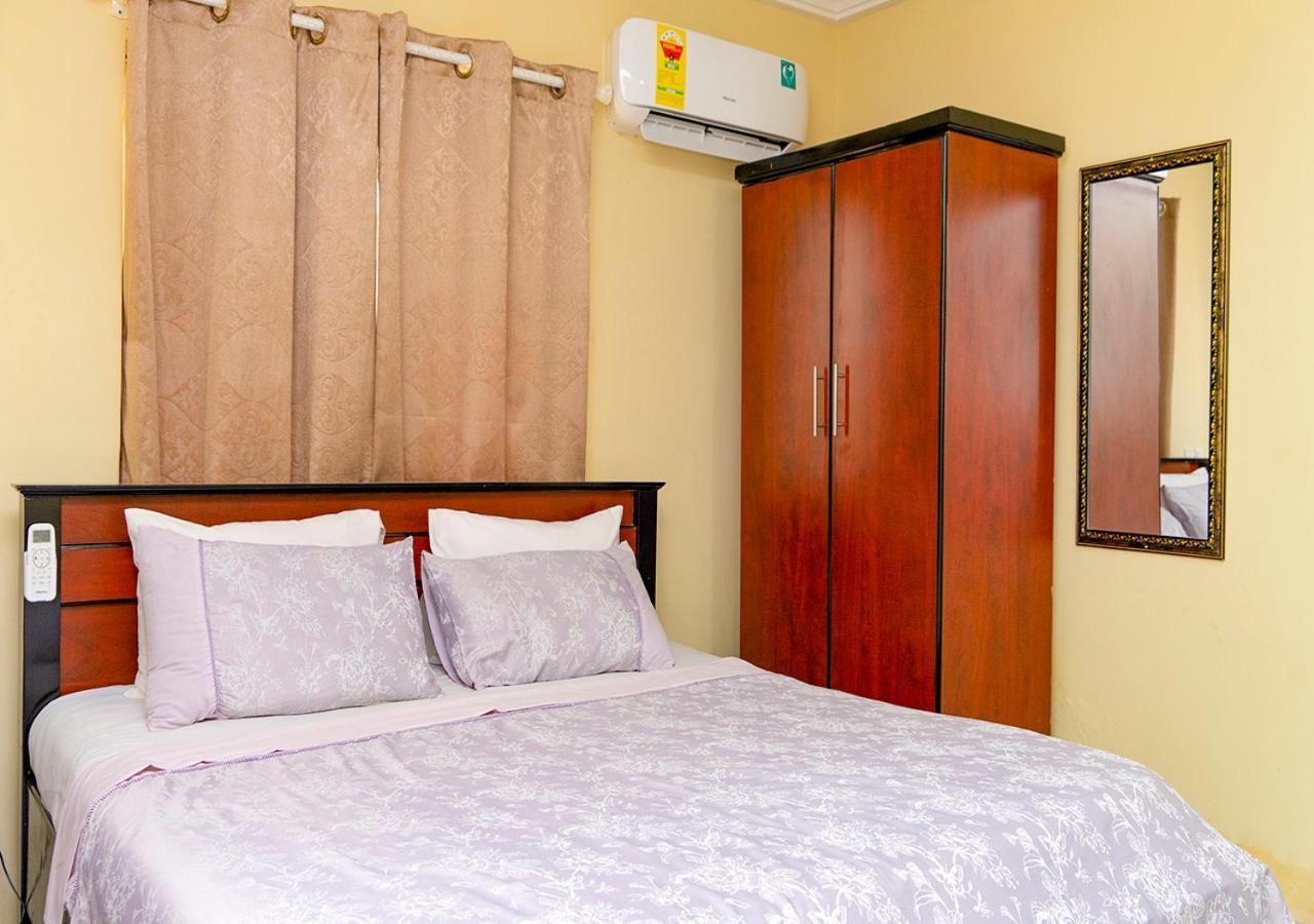 La-Viv Royal Hotel Kumasi Exterior photo